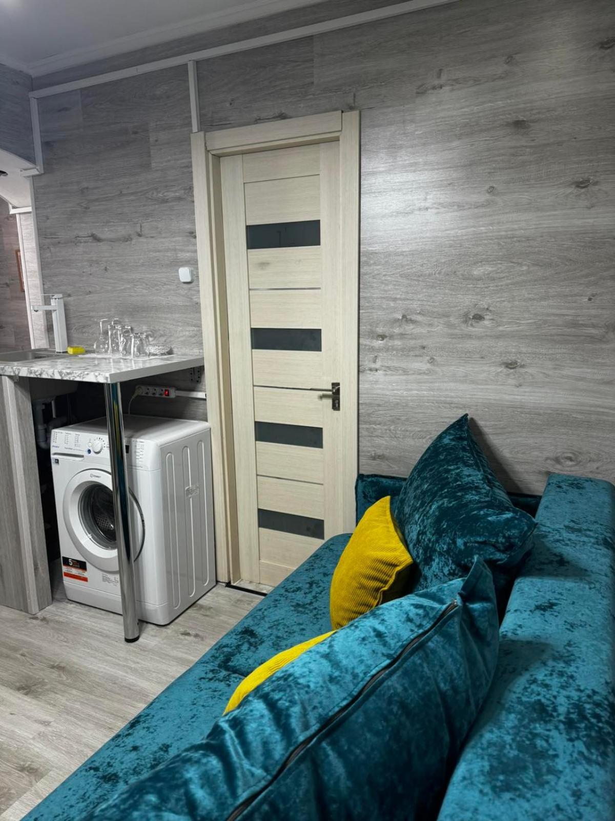 Cozy Good Apartment Chisinau Ngoại thất bức ảnh